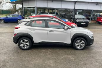 Hyundai Kona 1.6 H Gdi Se Connect Suv 5dr Petrol Hybrid Dct Euro 6 (s/s) (141