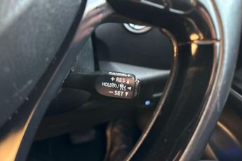 Toyota C Hr 1.8 Vvt H Excel Suv 5dr Petrol Hybrid CVT Euro 6 (s/s) (122 Ps)