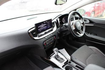 Kia Xceed 1.6 Gdi 8.9kwh 3 Suv 5dr Petrol Plug In Hybrid Dct Euro 6 (s/s) 