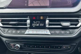 BMW 1 Series Sports Hatch 2.0 120d M Sport Hatchback 5dr Diesel Auto Xdrive Euro 6 (s/s) (