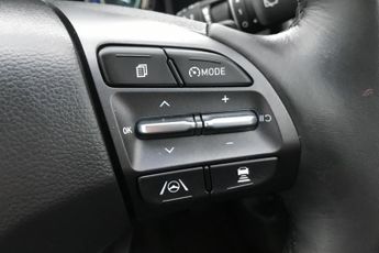 Hyundai Kona 1.6 H Gdi Premium Suv 5dr Petrol Hybrid Dct Euro 6 (s/s) (141 Ps