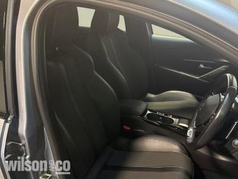 Peugeot 208 1.2 Puretech Gt Hatchback 5dr Petrol Eat Euro 6 (s/s) (100 Ps)