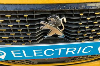 Peugeot E 208 50kwh Gt Hatchback 5dr Electric Auto (136 Ps)