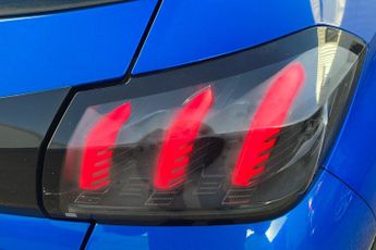 Peugeot E 208 50kwh Gt Hatchback 5dr Electric Auto (7kw Charger) (136 Ps)