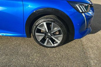 Peugeot E 208 50kwh Gt Hatchback 5dr Electric Auto (7kw Charger) (136 Ps)