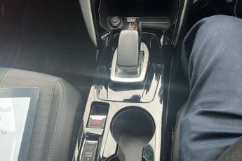 Peugeot E 2008 50kwh Allure Premium Suv 5dr Electric Auto (136 Ps)