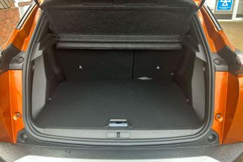 Peugeot E 2008 50kwh Allure Premium Suv 5dr Electric Auto (136 Ps)
