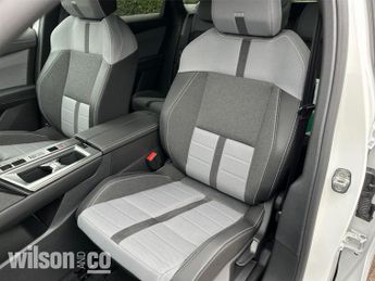 Vauxhall Grandland 1.2 Ultimate Suv 5dr Petrol Hybrid E Dct Euro 6 (s/s) (136 Ps)