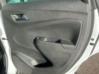 Vauxhall Crossland 1.2 Turbo Ultimate Suv 5dr Petrol Auto Euro 6 (s/s) (130 Ps)