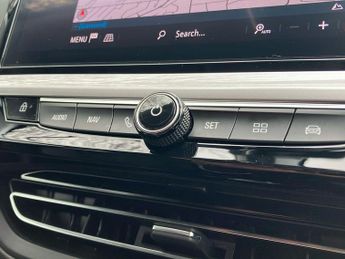 Vauxhall Grandland 1.2 Turbo Ultimate Suv 5dr Petrol Auto Euro 6 (s/s) (130 Ps)