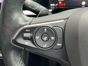Vauxhall Grandland 1.2 Turbo Ultimate Suv 5dr Petrol Auto Euro 6 (s/s) (130 Ps)