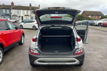 Hyundai Kona 1.6 H Gdi Se Connect Suv 5dr Petrol Hybrid Dct Euro 6 (s/s) (141