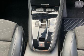 Vauxhall Grandland 1.2 Ultimate Suv 5dr Petrol Hybrid E Dct Euro 6 (s/s) (136 Ps)