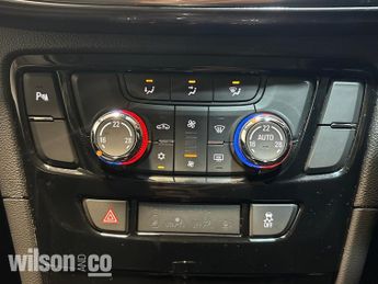 Vauxhall Mokka X 1.4i Turbo Design Nav Suv 5dr Petrol Auto Euro 6 (140 Ps)