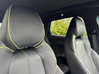 Byd Atto 3 60.48kwh Design Suv 5dr Electric Auto (204 Ps)