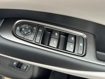 BYD Seal 6 DM i 1.5 10kWh Boost Saloon 4dr Petrol Plug-in Hybrid CVT Auto Euro 6