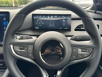 BYD Seal 6 DM i 1.5 10kWh Boost Saloon 4dr Petrol Plug-in Hybrid CVT Auto Euro 6