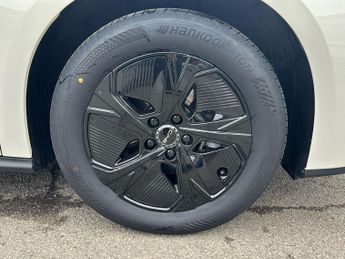 BYD Seal 6 DM i 1.5 10kWh Boost Saloon 4dr Petrol Plug-in Hybrid CVT Auto Euro 6