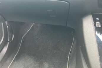 Peugeot E 2008 50kwh Gt Suv 5dr Electric Auto (7kw Charger) (136 Ps)