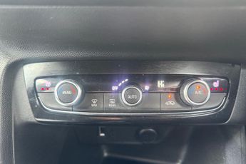 Vauxhall Corsa Electric 50kwh Elite Nav Hatchback 5dr Electric Auto (7.4kw Charger) (136