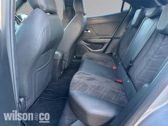 Vauxhall Mokka Electric 50kwh Ultimate Suv 5dr Electric Auto (136 Ps)