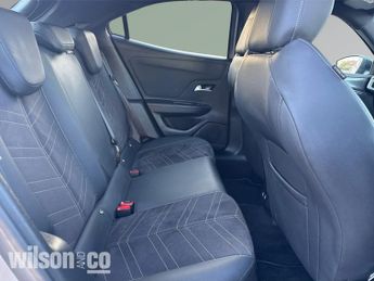 Vauxhall Mokka Electric 50kwh Ultimate Suv 5dr Electric Auto (136 Ps)