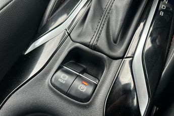 Toyota Corolla Hatchback 1.8 Vvt H Excel Hatchback 5dr Petrol Hybrid CVT Euro 6 (s/s) (14