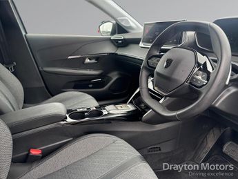 Peugeot 208 1.2 Hybrid Allure Hatchback 5dr Petrol Hybrid E Dsc6 Euro 6 (s/s