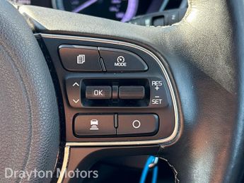 Kia Niro Self Charging Hybrid 1.6 Gdi 3 Suv 5dr Petrol Hybrid Dct Euro 6 (s/s) (139 Bhp)