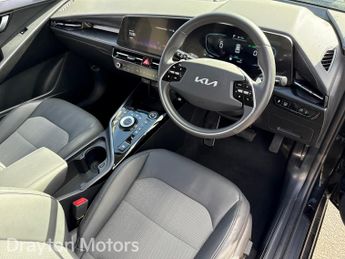 Kia Niro Hybrid 1.6h Gdi 3 Suv 5dr Petrol Hybrid Dct Euro 6 (s/s) (127 Bhp)