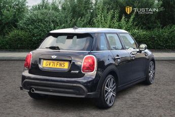 MINI 5 Door Hatch 1.5 Cooper Exclusive Hatchback 5dr Petrol Steptronic Euro 6 (s/s