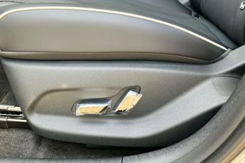 Byd Dolphin 60.48kwh Design Hatchback 5dr Electric Auto (204 Ps)