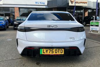 Byd Seal 82.5kwh Excellence Saloon 4dr Electric Auto Awd (530 Ps)