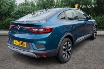 Renault Arkana 1.3 Tce Mhev Iconic Suv 5dr Petrol Edc 2wd Euro 6 (s/s) (140 Ps)