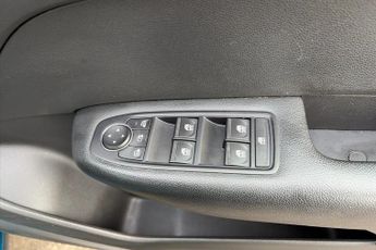 Renault Arkana 1.3 Tce Mhev Iconic Suv 5dr Petrol Edc 2wd Euro 6 (s/s) (140 Ps)