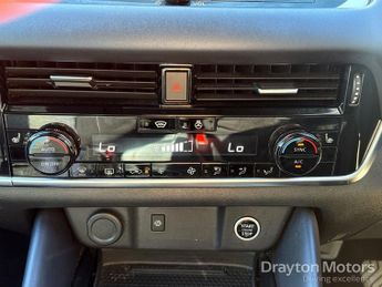 Nissan Qashqai 1.3 Dig T Mhev Tekna Suv 5dr Petrol Hybrid Xtron Euro 6 (s/s) (1