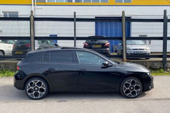 Vauxhall Astra 1.2 Turbo Ultimate Hatchback 5dr Petrol Auto Euro 6 (s/s) (130 P