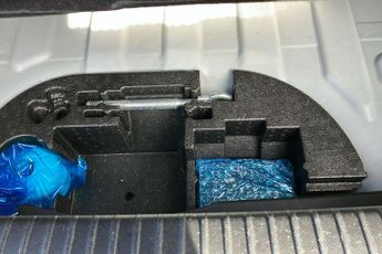 Vauxhall Mokka Electric 50kwh Ultimate Suv 5dr Electric Auto (136 Ps)