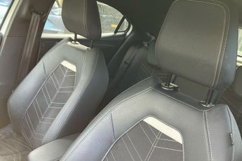 Vauxhall Mokka Electric 50kwh Ultimate Suv 5dr Electric Auto (136 Ps)