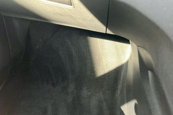 Peugeot 3008 SUV Hybrid 1.6 13.2kwh Gt Suv 5dr Petrol Plug In Hybrid E Eat 4wd Euro 6 (s