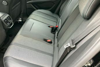 Peugeot 3008 SUV Hybrid 1.6 13.2kwh Allure Premium  Plus Suv 5dr Petrol Plug In Hybrid E