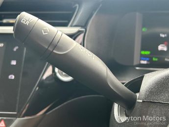 Vauxhall Corsa 5 Door 50kwh Se Nav Hatchback 5dr Electric Auto (7.4kw Charger) (136 Ps