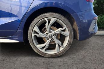 Audi A3 Sportback 1.0 Tfsi 30 S Line Sportback 5dr Petrol S Tronic Euro 6 (s/s) (1