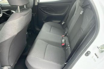 Toyota Yaris 1.5 Vvt H Icon Hatchback 5dr Petrol Hybrid E CVT Euro 6 (s/s) (1