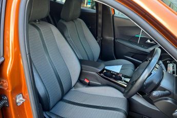 Peugeot E 2008 50kwh Allure Premium Suv 5dr Electric Auto (136 Ps)