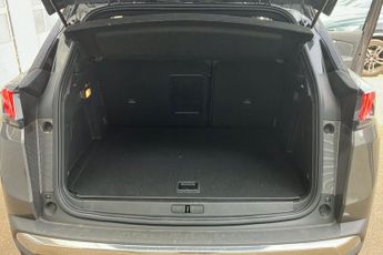 Peugeot 3008 SUV Hybrid 1.6 13.2kwh Gt Line Suv 5dr Petrol Plug In Hybrid E Eat 4wd Euro