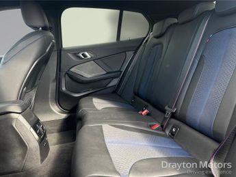 BMW 1 Series Sports Hatch 1.5 118i M Sport (lcp) Hatchback 5dr Petrol Dct Euro 6 (s/s) (13