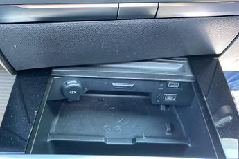 Vauxhall Astra 1.2 Turbo Ultimate Hatchback 5dr Petrol Auto Euro 6 (s/s) (130 P