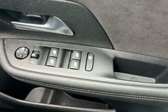 Vauxhall Mokka 1.2 Turbo Ultimate Suv 5dr Petrol Auto Euro 6 (s/s) (130 Ps)