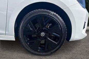 Vauxhall Corsa Electric 50kwh Sri Premium Hatchback 5dr Electric Auto (136 Ps)
